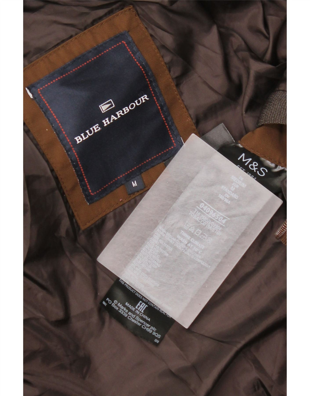 Marks & Spencer Herren Blue Harbour Wattierte Jacke mit Kapuze, UK 38, Mittelbraun
