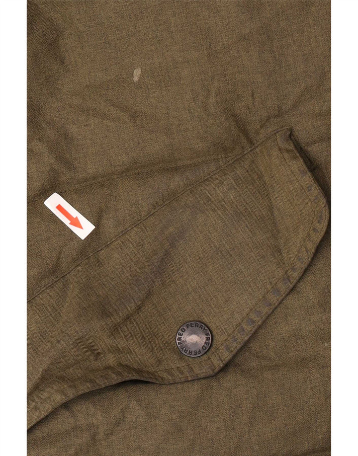 Fred Perry wattierte Herrenjacke mit Kapuze, UK 38, mittelkhaki