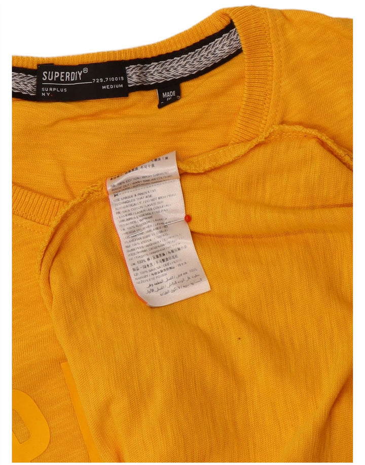Superdry Herren Grafik-T-Shirt-Oberteil aus mittelgelb gesprenkelter Baumwolle