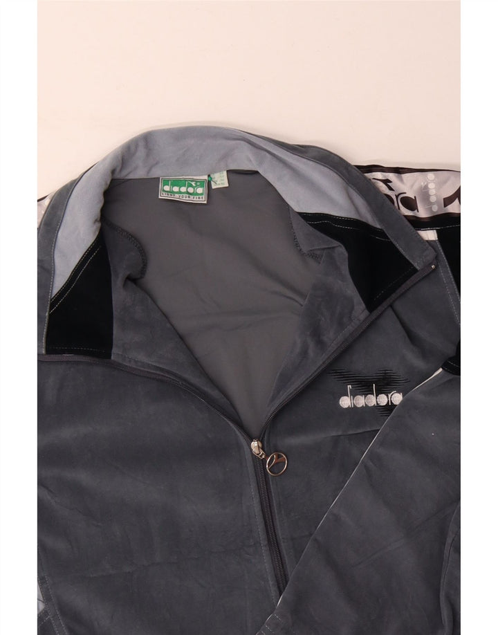 DIADORA Herren-Trainingsanzugoberteil aus Velours mit Grafik, UK 46, XL, Grau, Farbblock