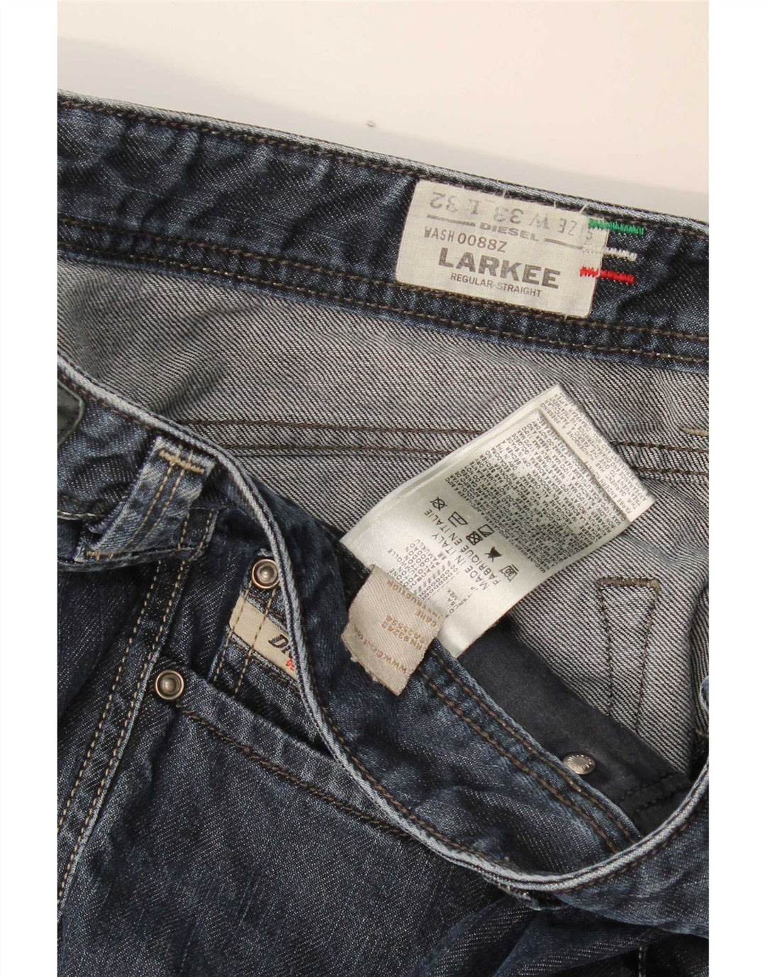 Diesel Herren Larkee Regular Straight Jeans W33 L32 Marineblaue Baumwolle