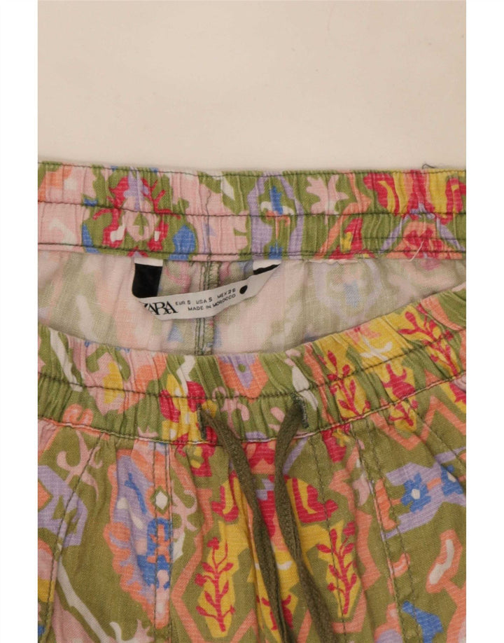 Zara Damen Chino-Shorts, Größe S, W26, mehrfarbig, Blumenmuster