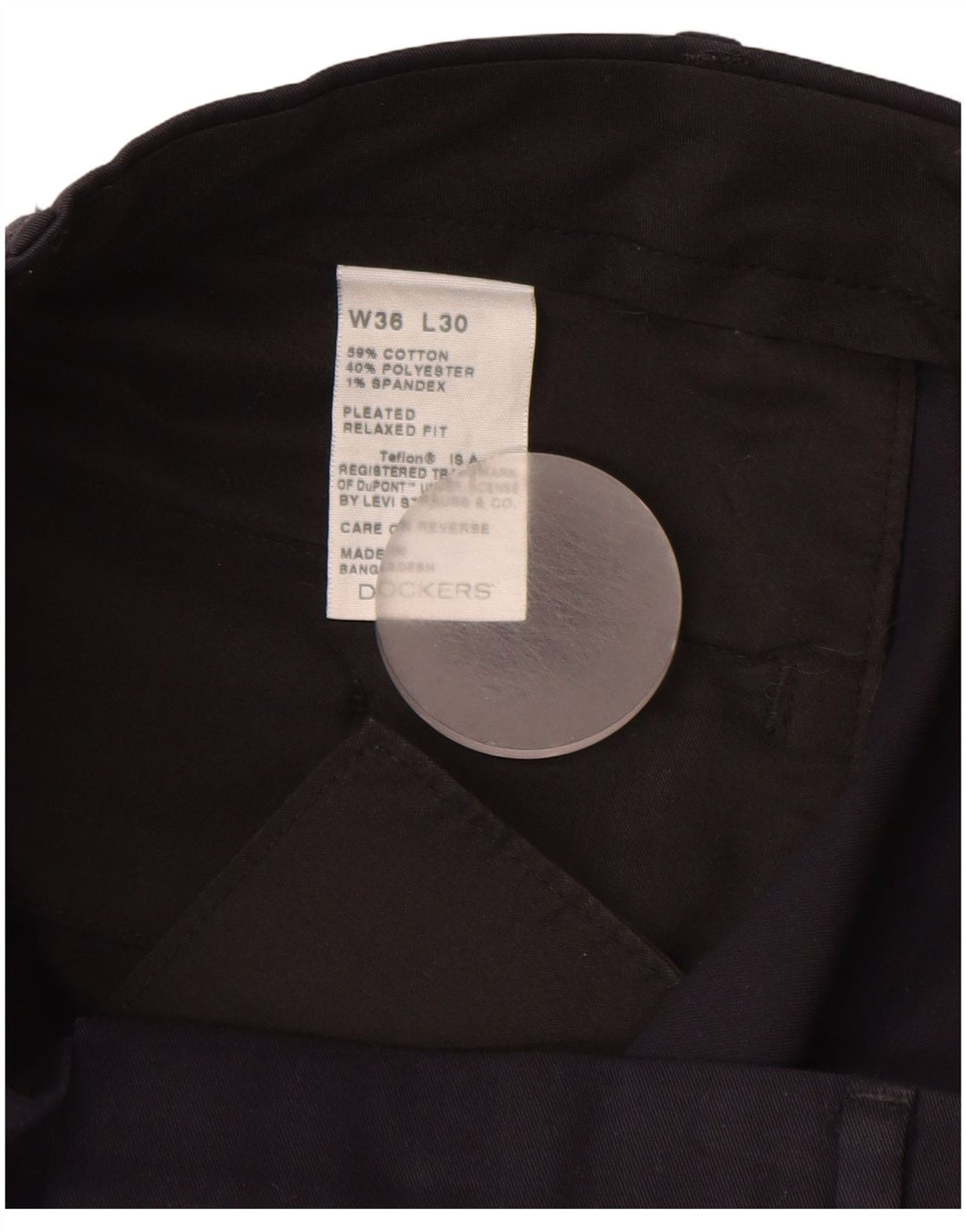 DOCKERS Herren-Chinohose mit entspannter Passform und Pegged, W36 L30, marineblaue Baumwolle