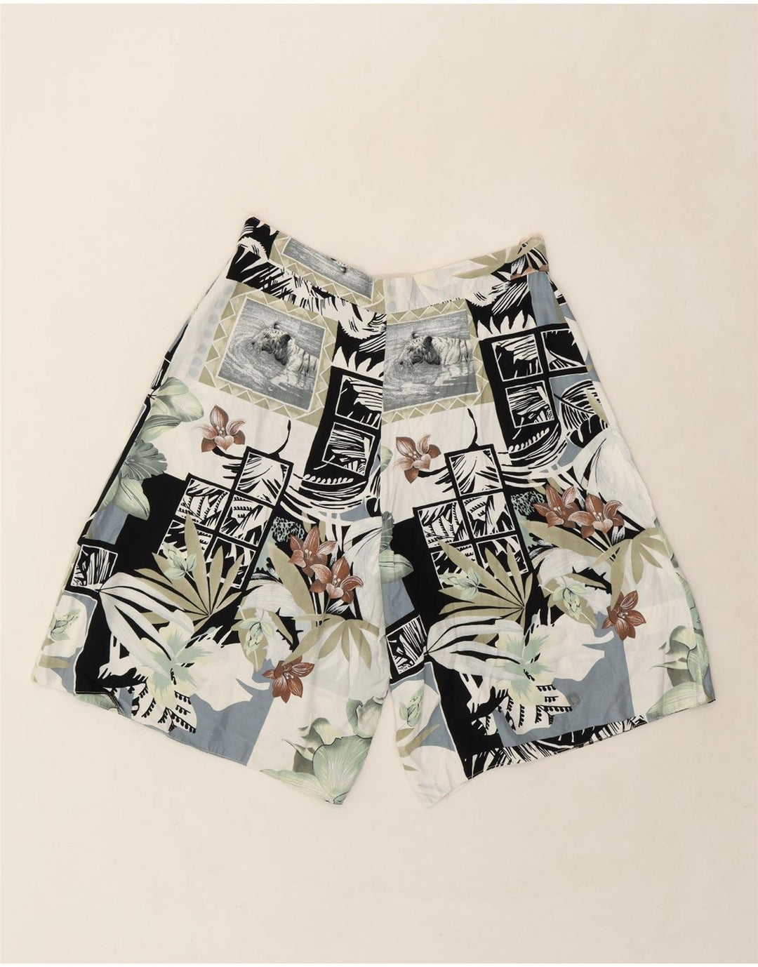 VINTAGE Womens High Waist Bermuda Shorts W30 Medium Multicoloured Floral Vintage Vintage and Second-Hand Vintage from Messina Hembry 
