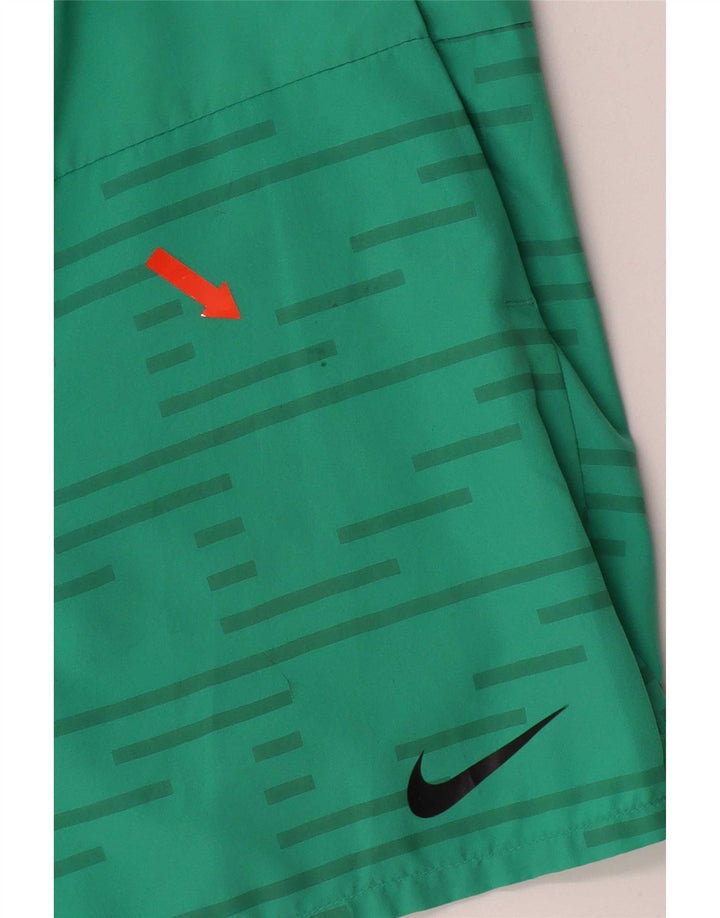 Nike Herren Dri Fit Sportshorts, klein, grün gestreift, Polyester