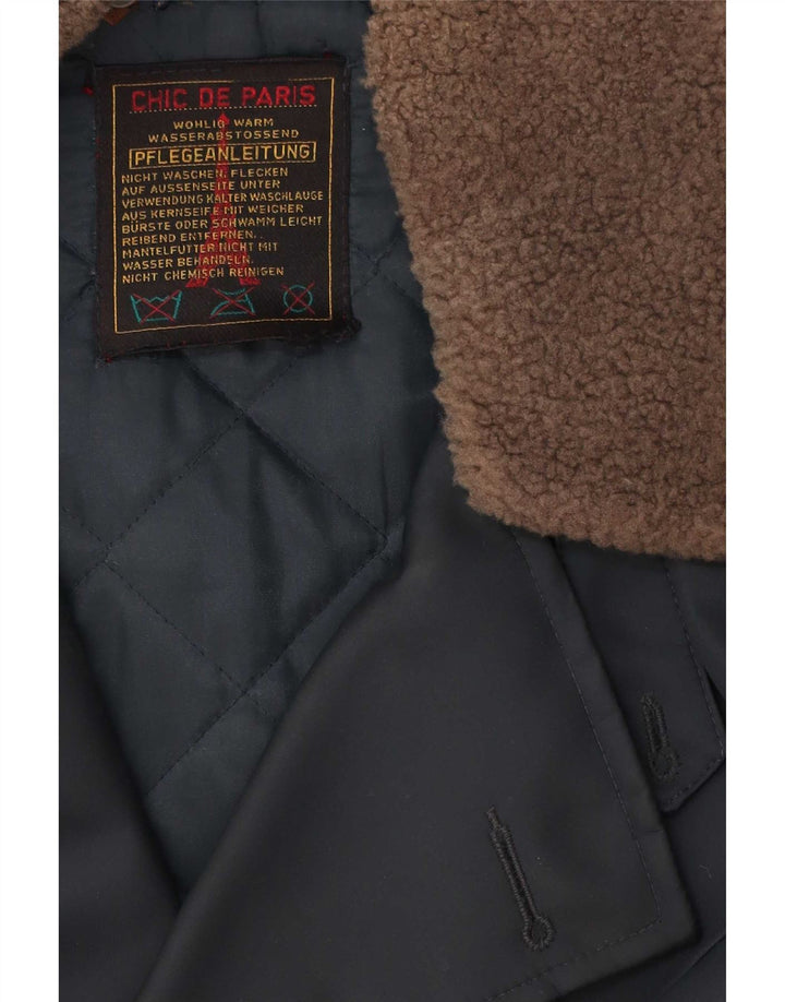 Schicker zweireihiger Herrenmantel UK 42 XL Marineblau