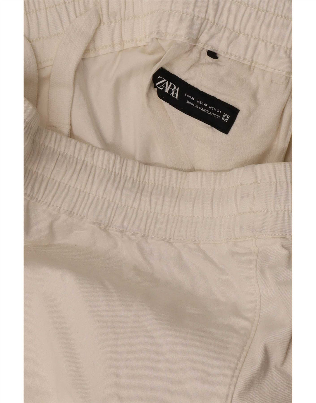Zara Herren Chinoshorts Medium W31 Weiß