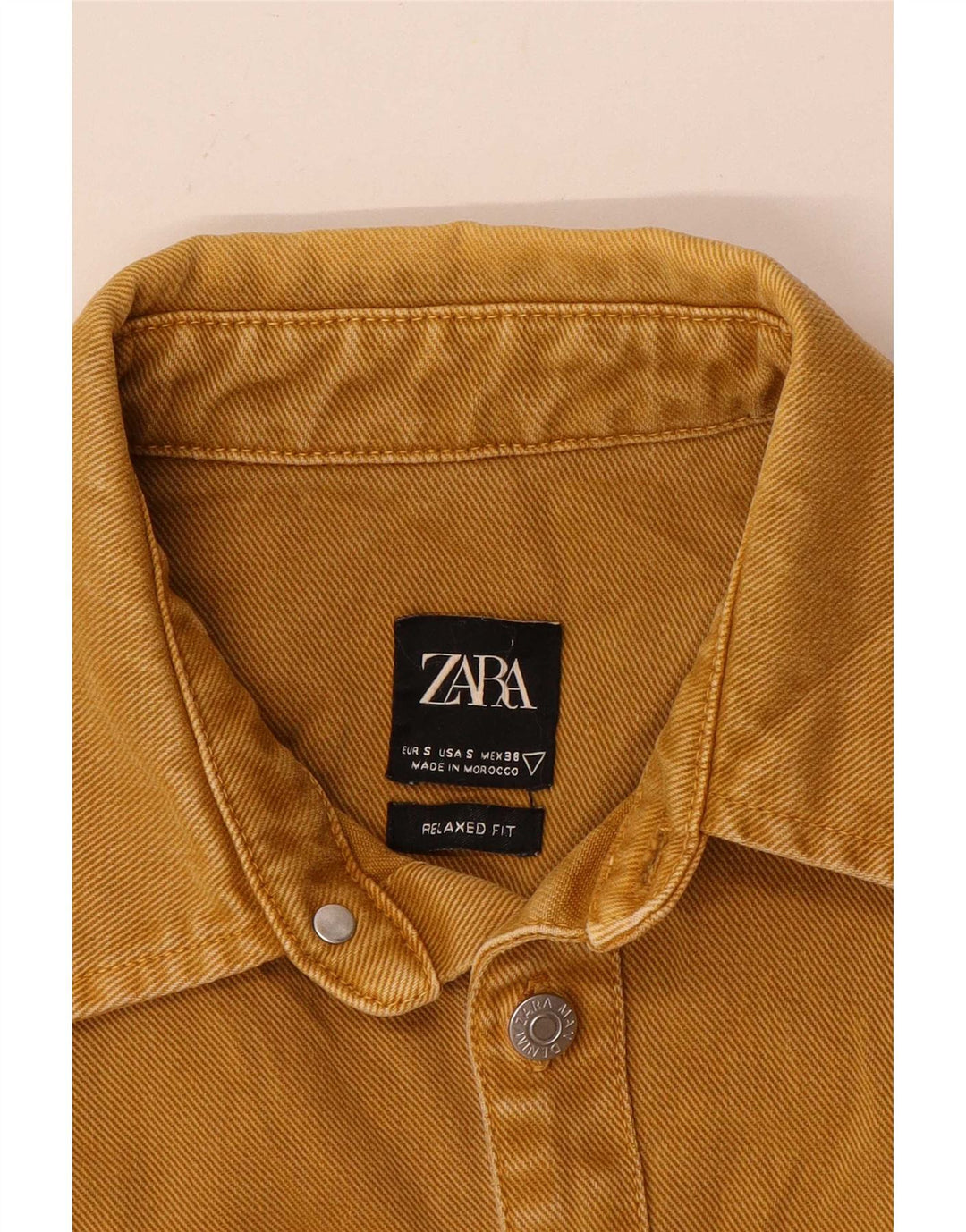 Zara Herren-Jeanshemd mit entspannter Passform, klein, Gelb