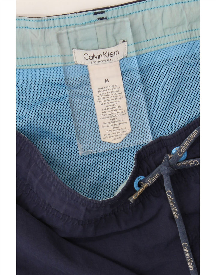 Calvin Klein Herren-Badeshorts mit Grafik, mittelgroß, marineblaues Nylon