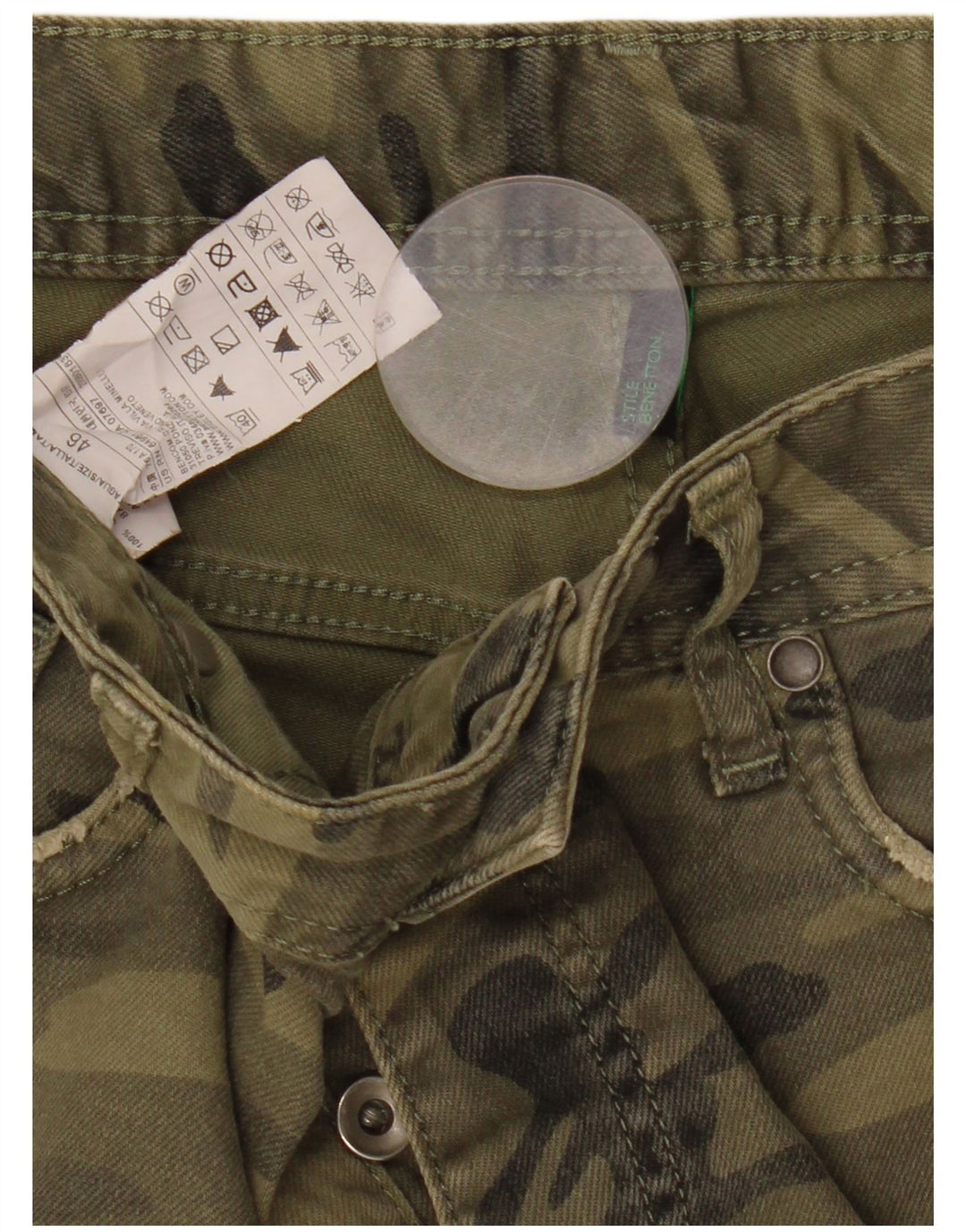 Benetton Damen Freizeitshorts IT 46 Large W32 Khaki Camouflage Baumwolle