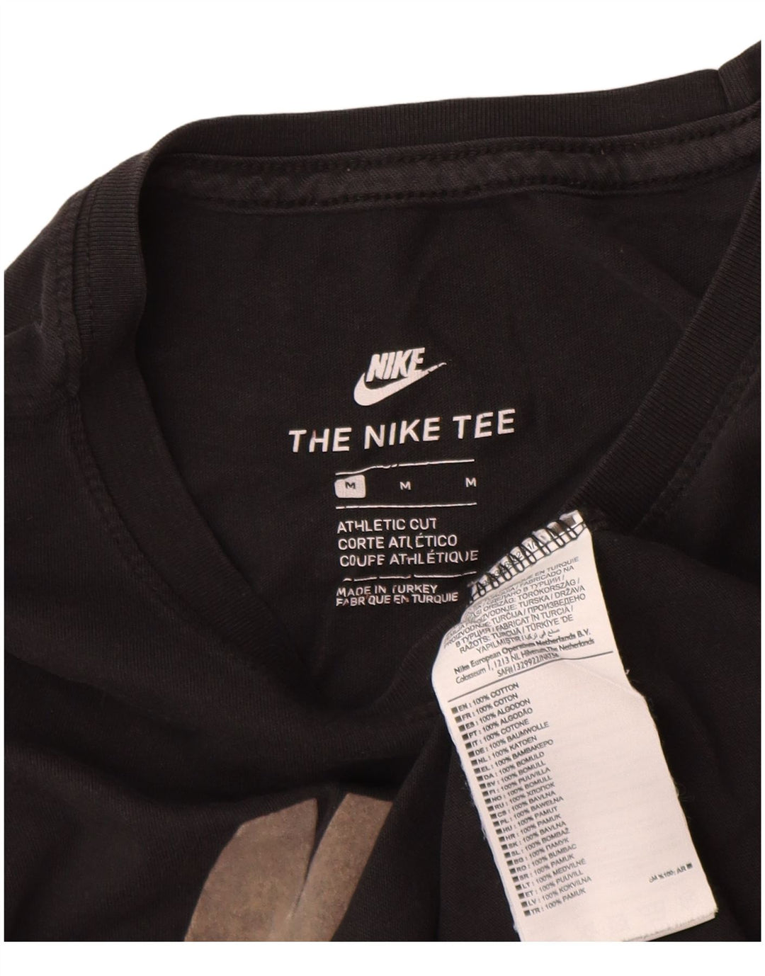 Nike Herren Athletic Cut Graphic T-Shirt-Oberteil aus mittelschwarzer Baumwolle