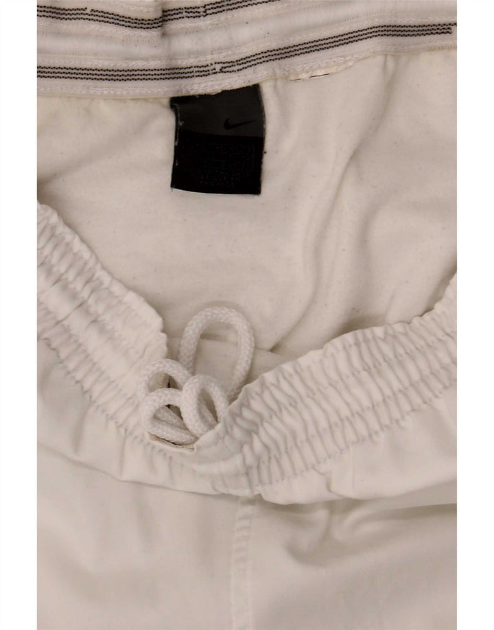 Nike Herren Sportshorts Medium Weiß