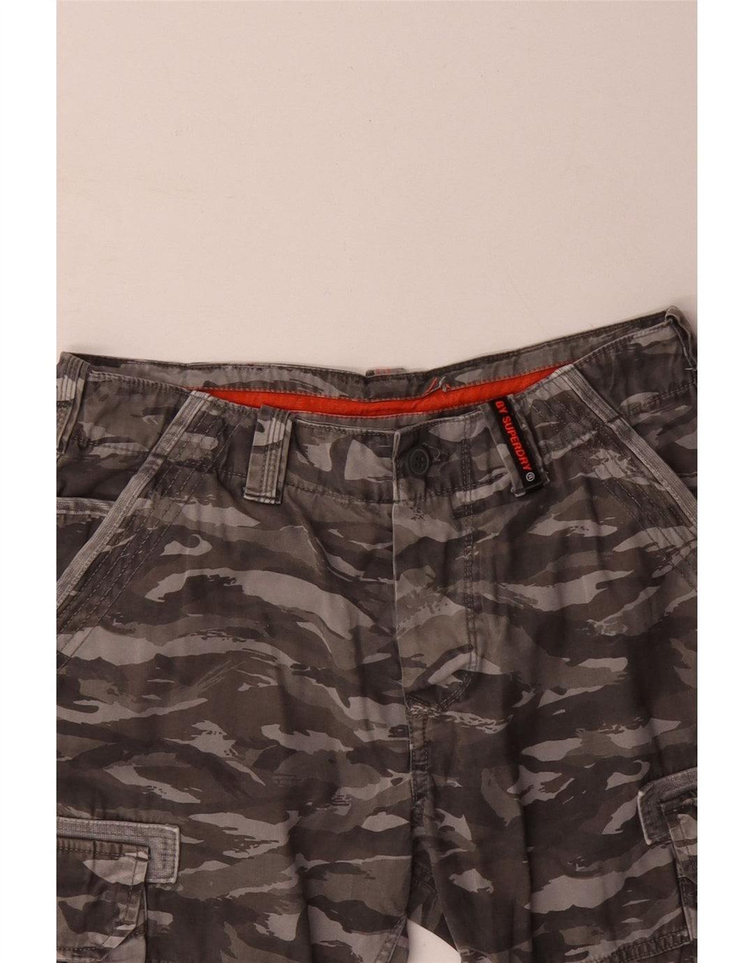 SUPERDRY Herren-Cargoshorts W31, mittlere Khaki-Camouflage-Baumwolle