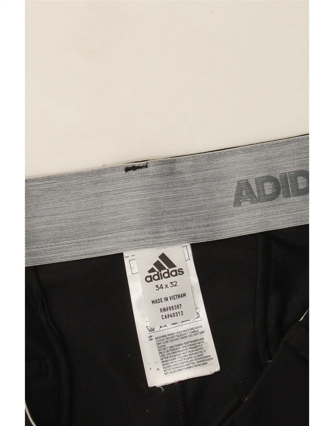 Adidas Herren Straight Chino Hose W34 L32 Schwarz Polyester