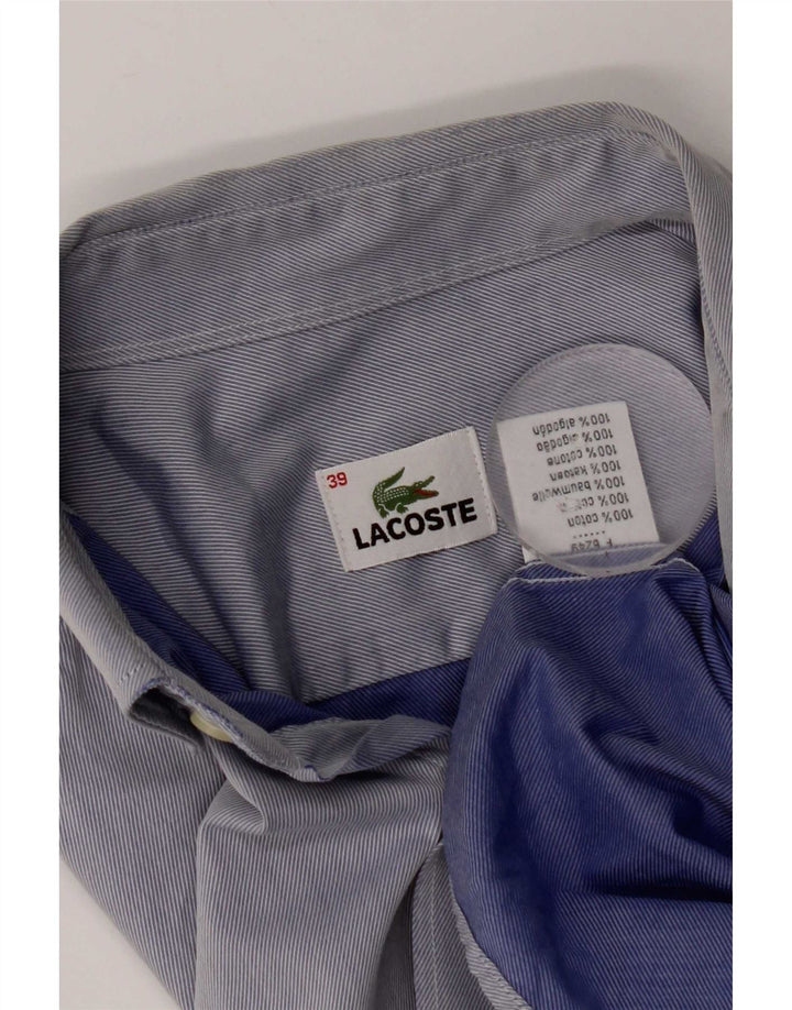 Lacoste Herrenhemd, Größe 39, kleine blaue Nadelstreifen-Baumwolle