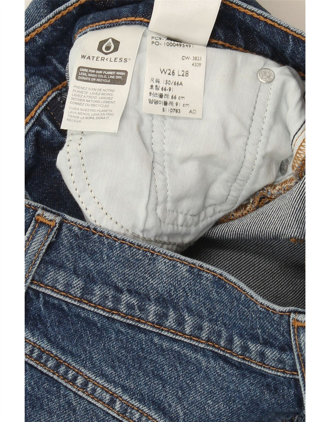 LEVI'S Womens Mom Tapered Jeans W26 L28 Blue Cotton Vintage Levi's and Second-Hand Levi's from Messina Hembry 