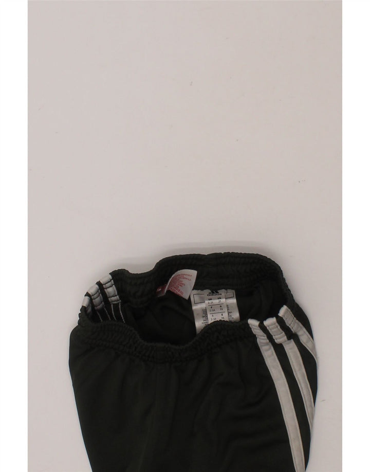 ADIDAS Boys Manchester United Sport Shorts 2-3 Years Grey Polyester Vintage Adidas and Second-Hand Adidas from Messina Hembry 