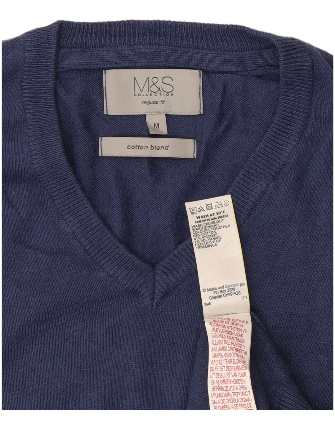 Marks & Spencer Herren-Pullover mit normaler Passform und V-Ausschnitt in mittlerem Marineblau