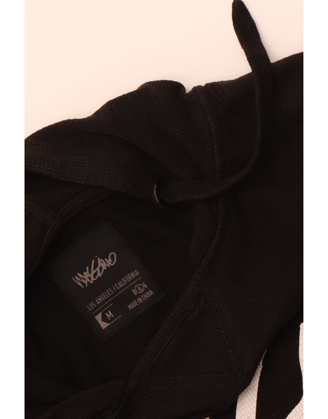 Mossimo Herren-Oberteil mit Kapuze und Grafik, langärmlig, Mittelschwarz