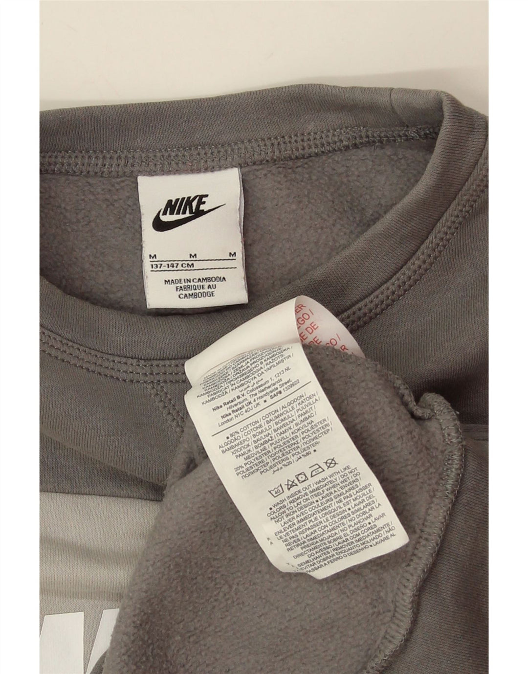NIKE Grafik-Sweatshirt für Jungen, 10–11 Jahre, Mittelgrau, Farbblock