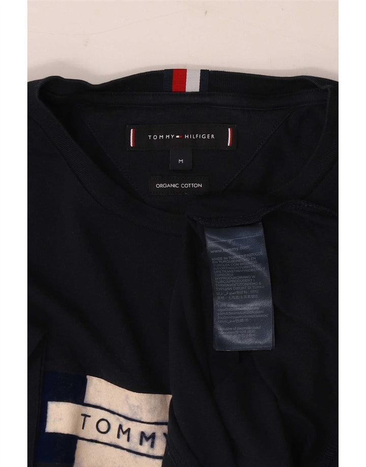 Tommy Hilfiger Herren-T-Shirt mit Grafik, mittelmarineblaue Baumwolle