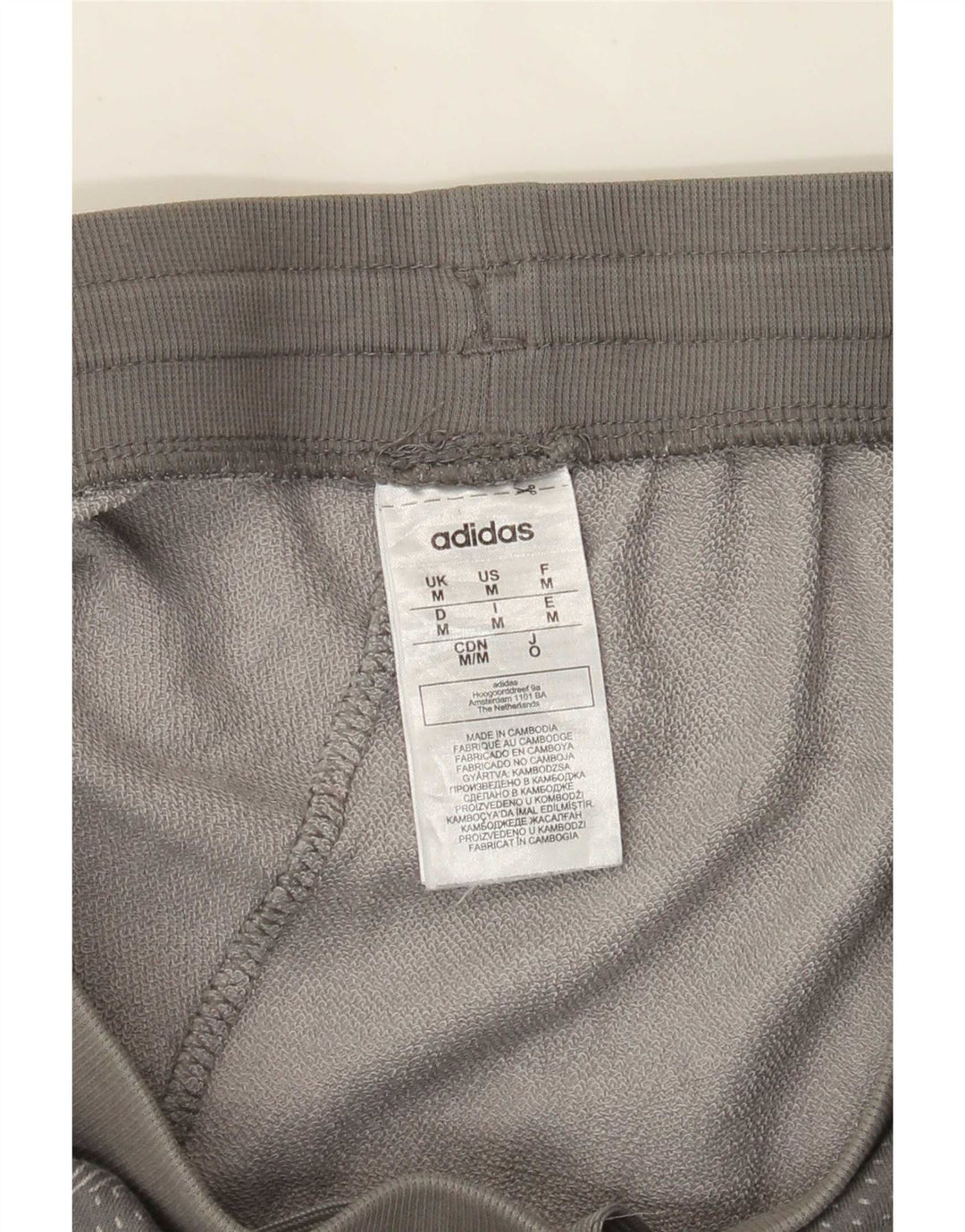 Adidas Herren Sportshorts mittelgraue geometrische Baumwolle