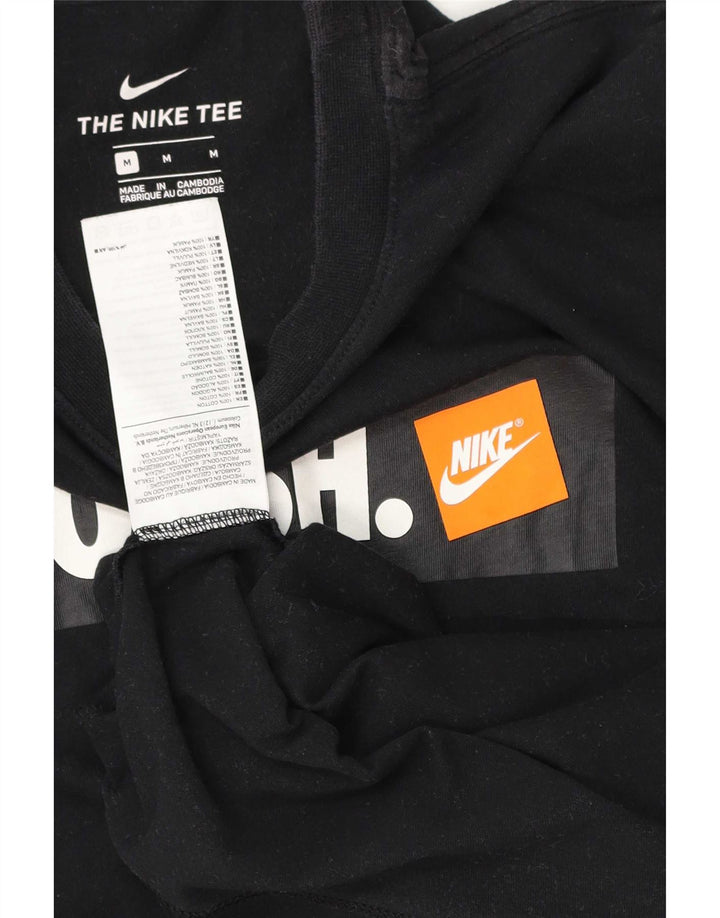 Nike Herren-T-Shirt mit Swoosh-Grafik, mittelschwarze Baumwolle
