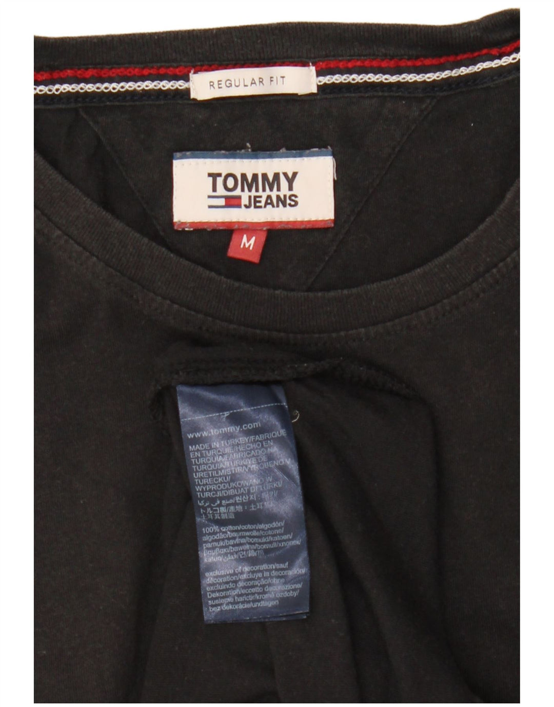 Tommy Hilfiger Herren-T-Shirt mit normaler Passform, mittelschwarze Baumwolle