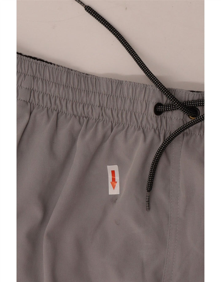 Nike Herren-Sportshorts mit Grafik, mittelgraues Farbblock-Polyester