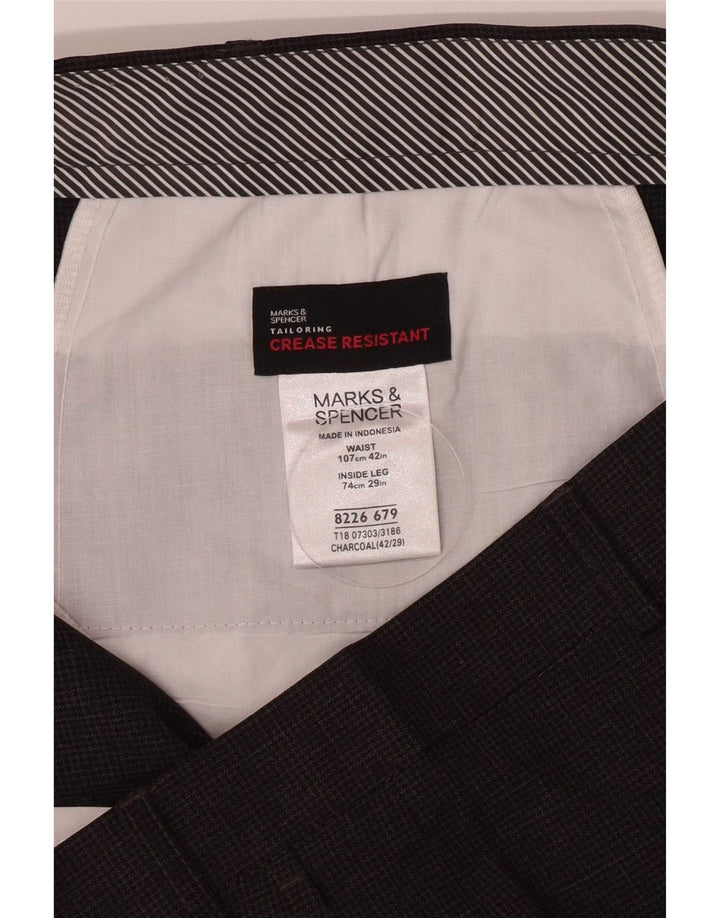 Gerade Herren-Anzughose von Marks & Spencer, W42, L29, Grau mit Hahnentrittmuster