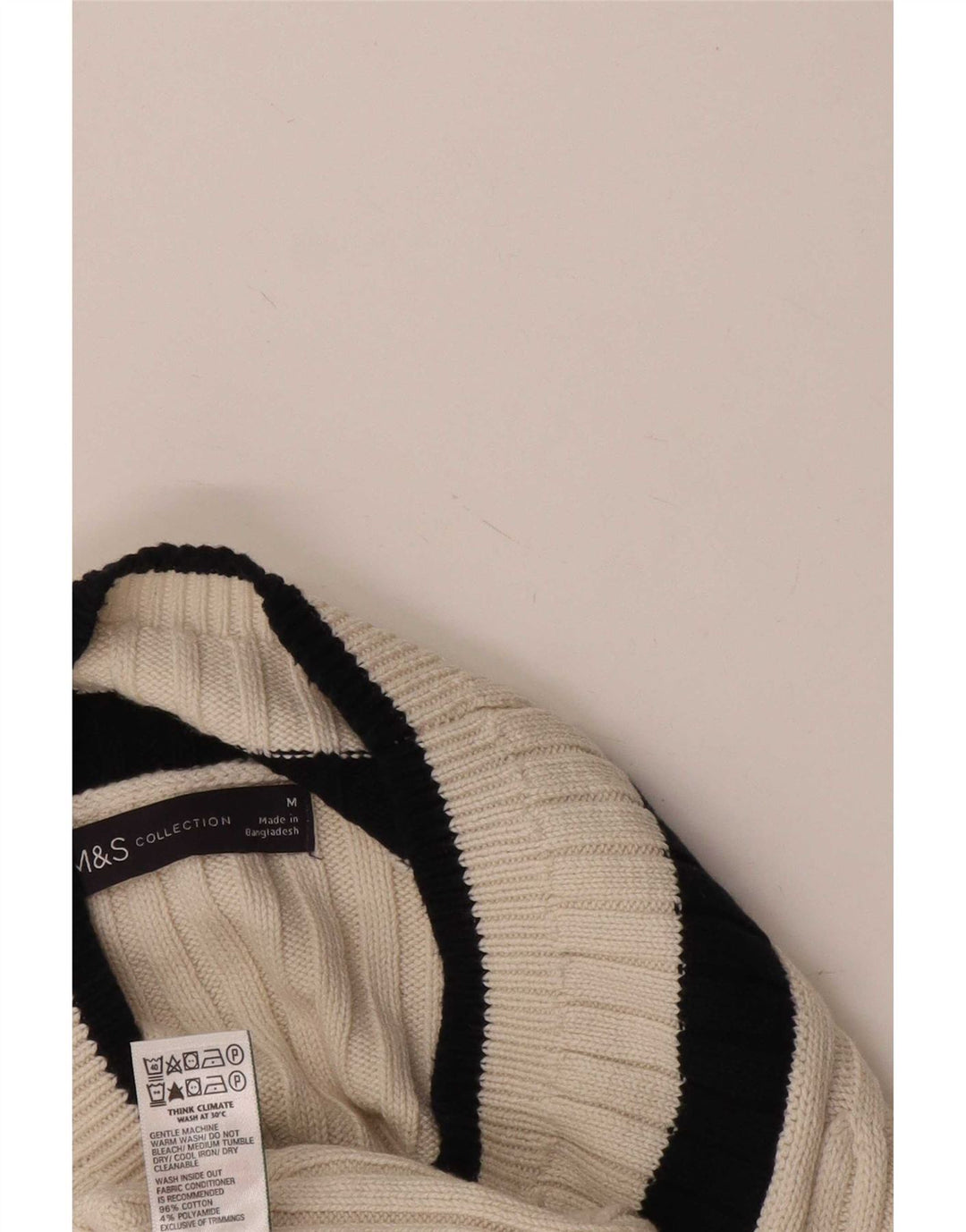 Marks & Spencer Damen-Pullover mit V-Ausschnitt, UK 14, Mittelweiß, Farbblock