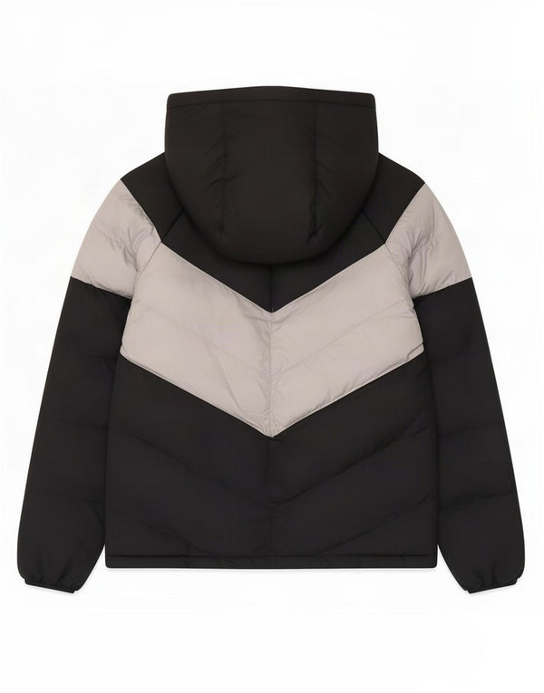 Nike Wattierte Jacke mit Kapuze für Jungen, 13–14 Jahre, XL, schwarzes Farbblock-Polyester
