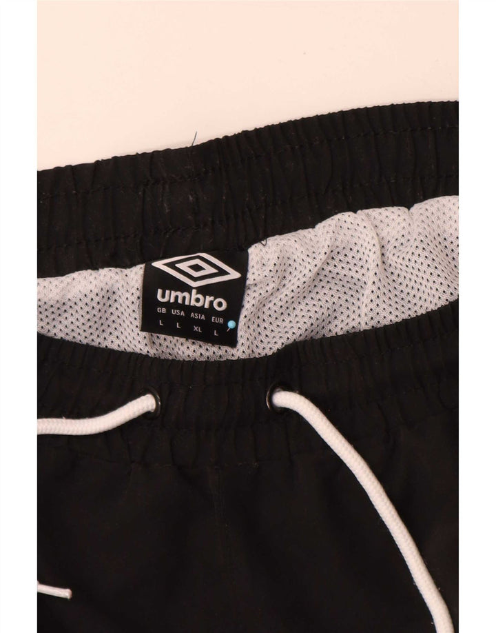 Umbro Herren Badeshorts mit Grafik, groß, schwarz, geometrisch, Polyester