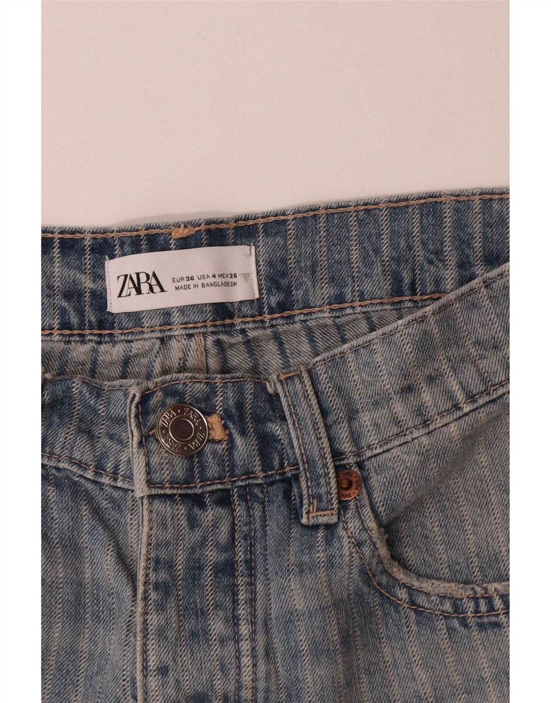 Zara Damen Jeansshorts EU 36 XS W26 Blau gestreift