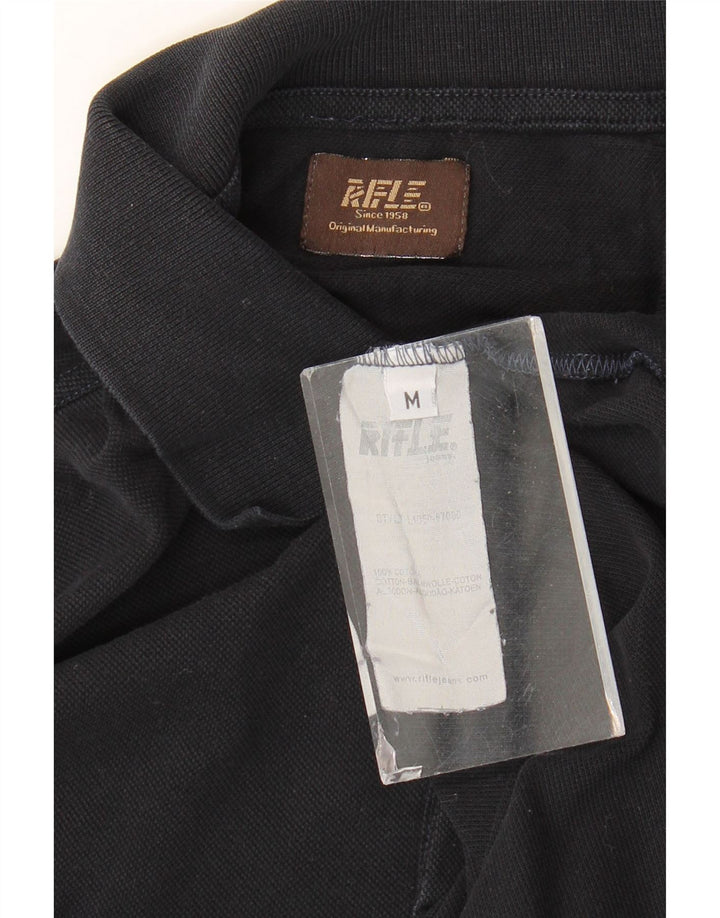 Rifle Herren-Poloshirt aus mittelschwarzer Baumwolle