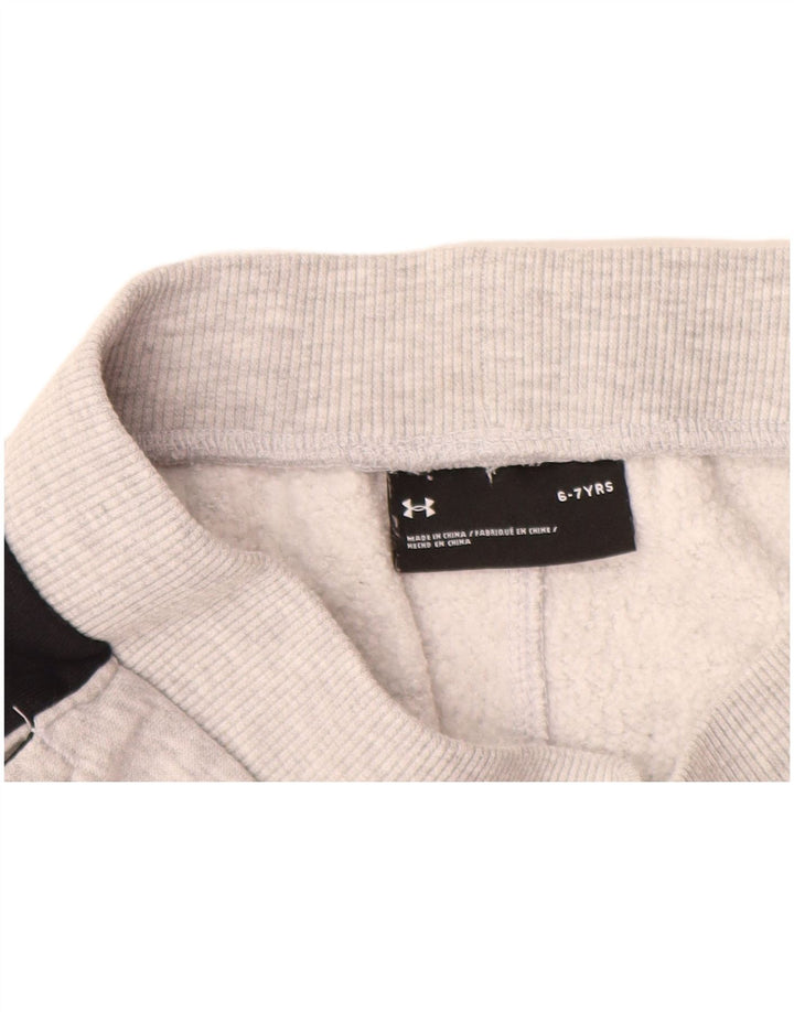 UNDER ARMOUR Grafik-Sportshorts für Jungen, 6–7 Jahre, Grau, Farbblock