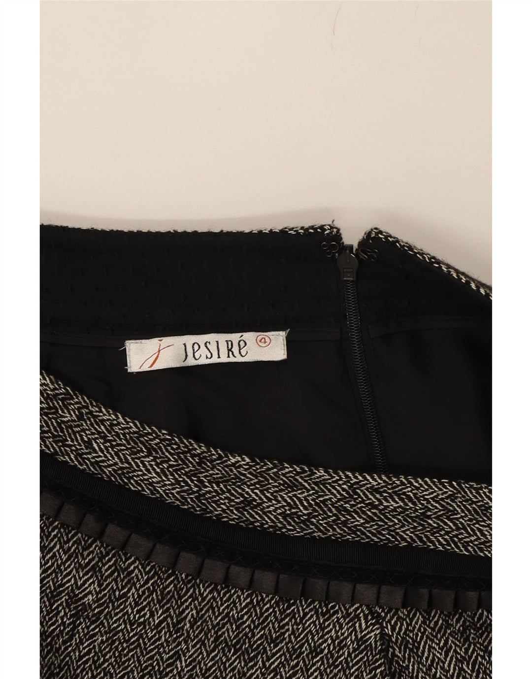 JESIRE Womens Straight Skirt US 4 Small W28 Grey Herringbone Cotton Vintage Jesire and Second-Hand Jesire from Messina Hembry 