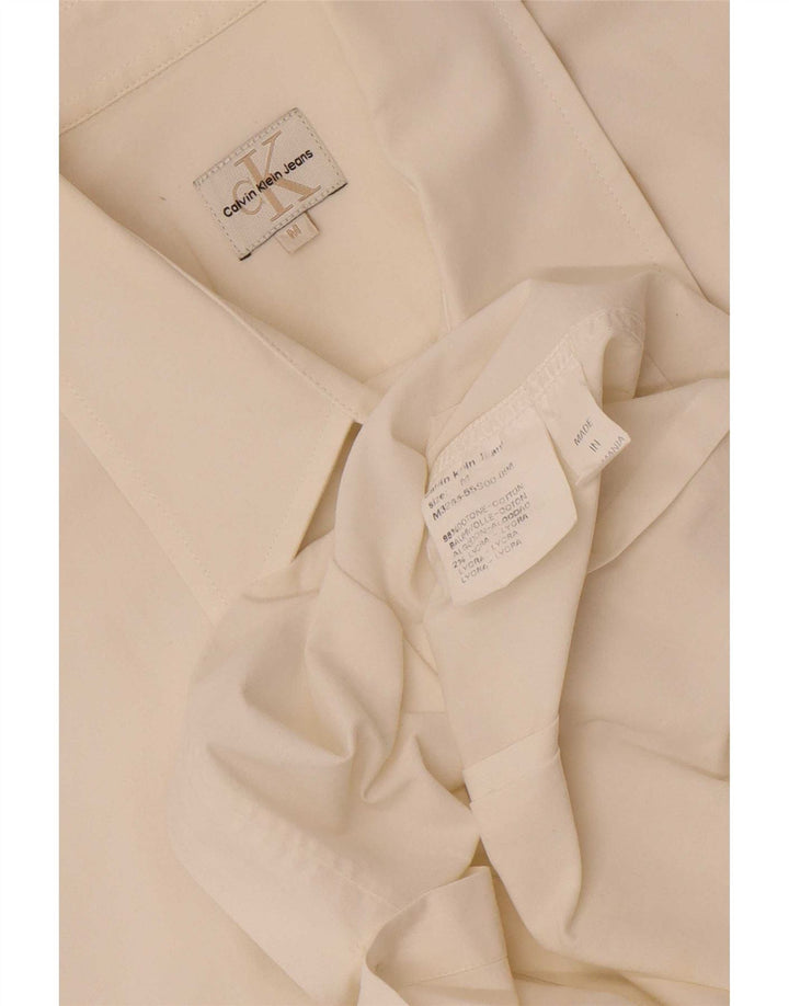 Calvin Klein Jeans Herren-Kurzarmhemd aus mittelweißer Baumwolle