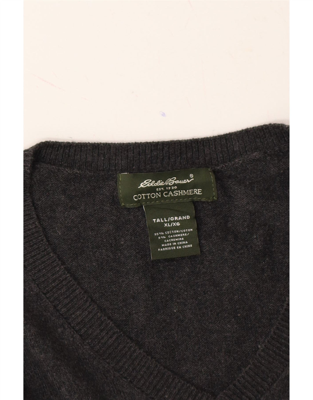 EDDIE BAUER Mens Tall V-Neck Jumper Sweater XL Grey Cotton Vintage Eddie Bauer and Second-Hand Eddie Bauer from Messina Hembry 