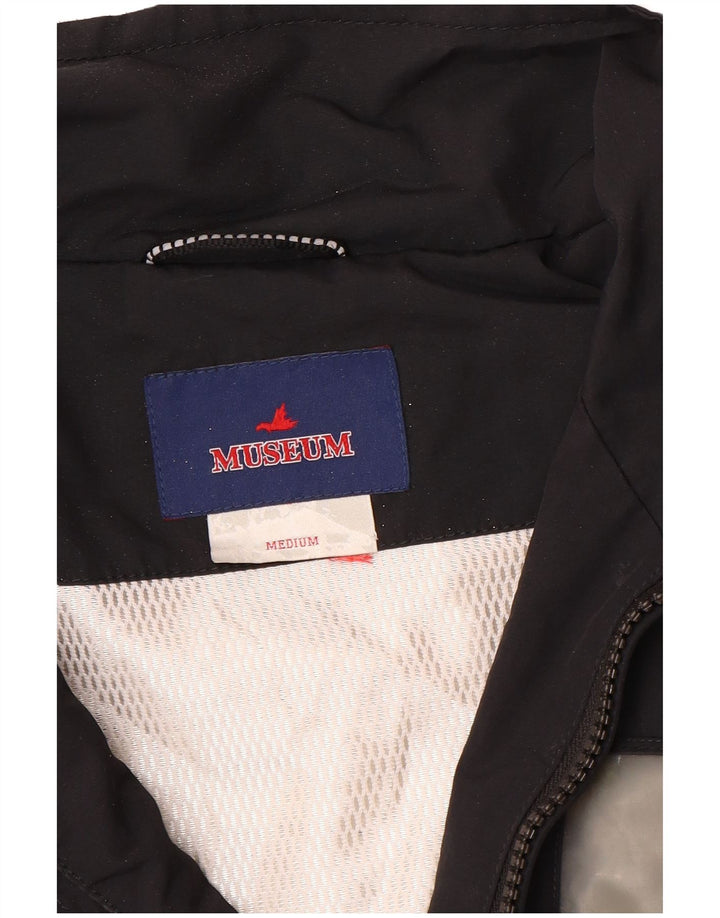 Museum Herren-Bomberjacke mit Militärgrafik, Gr. 38, mittelschwarz