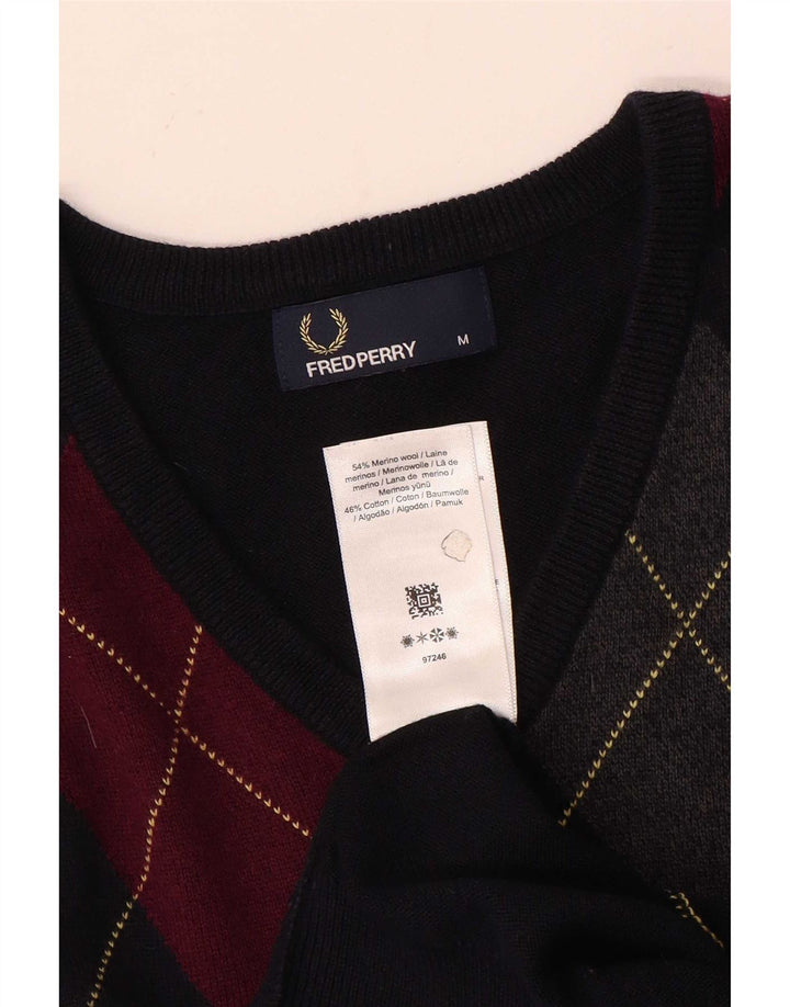 Fred Perry Herren-Pullover mit V-Ausschnitt, mittelblau, Argyle/Diamant