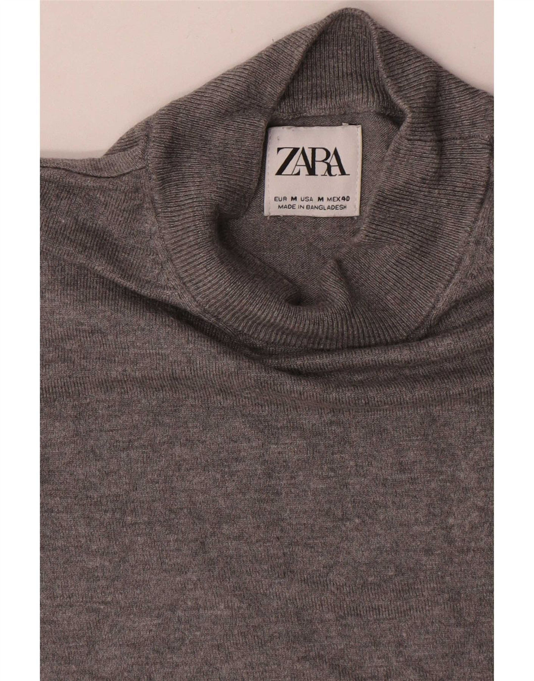 Kurzärmliger Pullover mit Rollkragen für Herren von Zara, mittelgraue Viskose