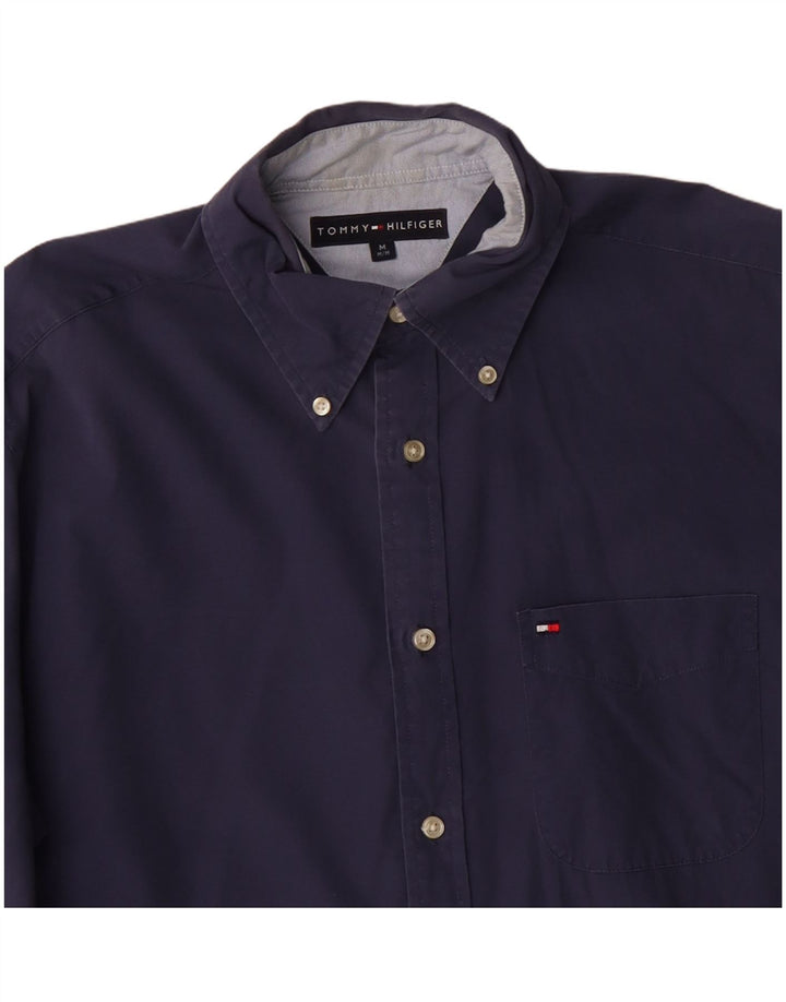 Tommy Hilfiger Herrenhemd aus mittelblauer Baumwolle in Marineblau