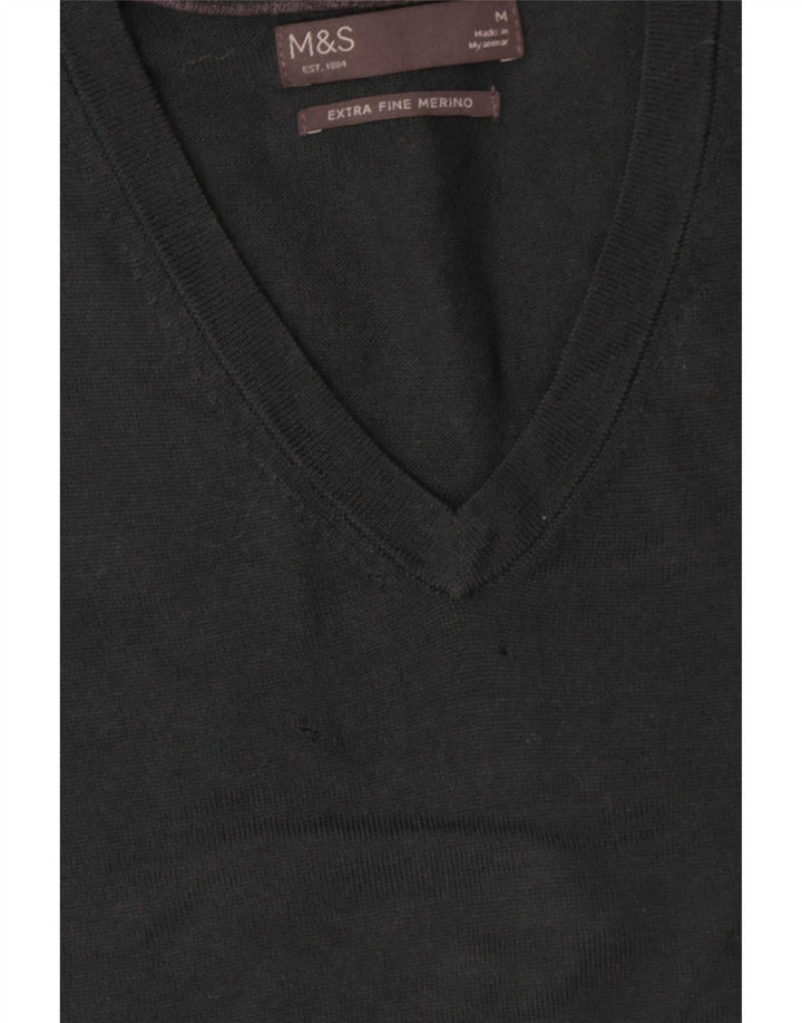 Marks & Spencer Herren-Pullover mit V-Ausschnitt aus mittelgrüner Merinowolle