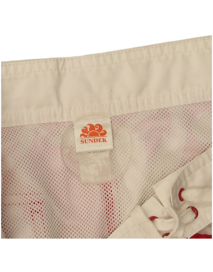 Sundek Herren-Badeshorts aus mittelrotem, geblümtem Polyester