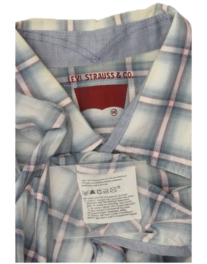 Levi's Herren-Kurzarmhemd aus mittelblau karierter Baumwolle