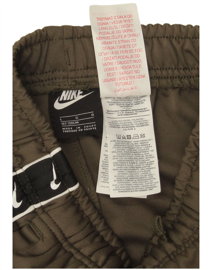 Nike Sportshorts mit Grafik für Jungen, 12–13 Jahre, groß, Khaki, Polyester