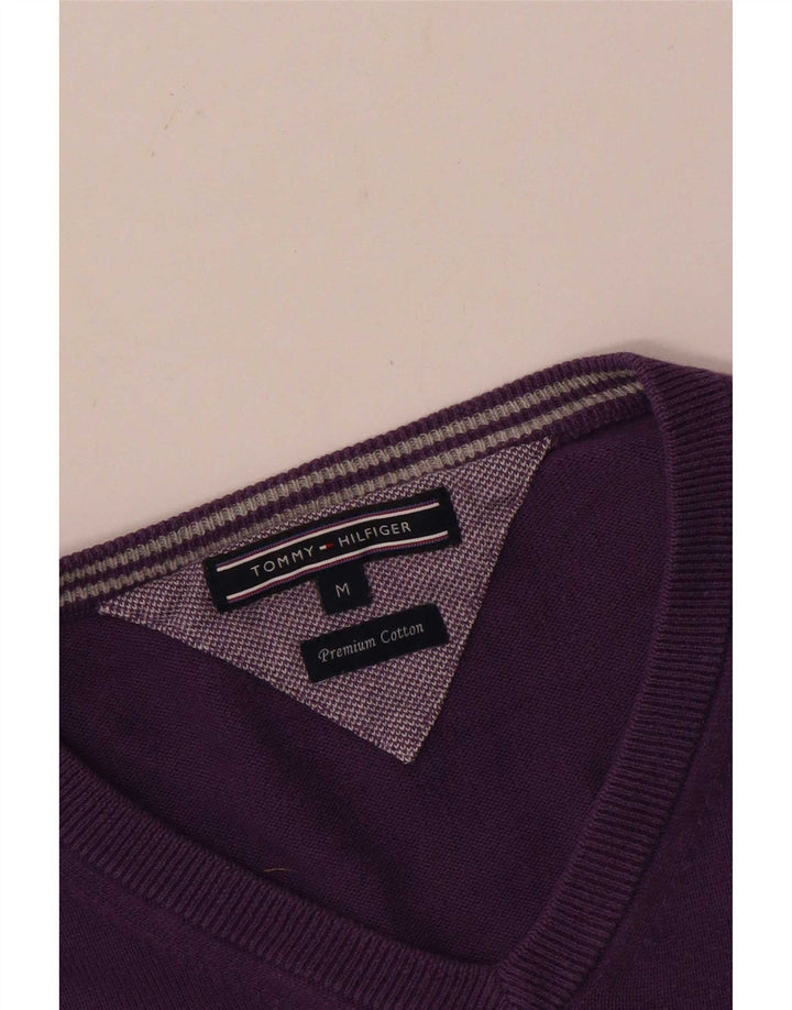 Tommy Hilfiger Herren-Pullover mit V-Ausschnitt aus mittelvioletter Baumwolle
