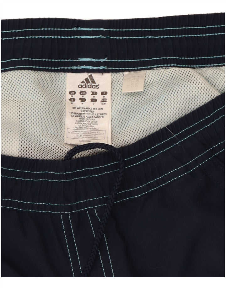 Adidas Herren-Badeshorts mit Grafik, mittelgroß, Marineblau, Farbblock-Polyester