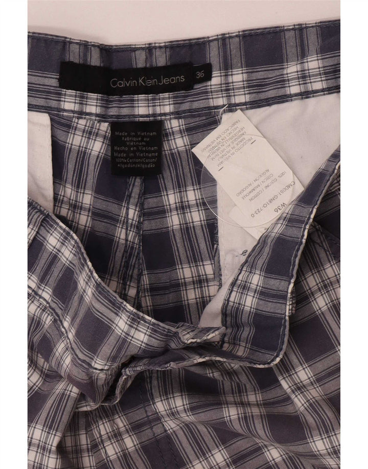 Calvin Klein Herren Cargo Shorts W36 Große marineblau karierte Baumwolle